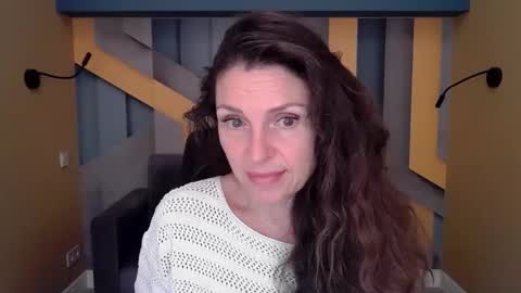 EllaLongs online show from September 29, 11:26 am