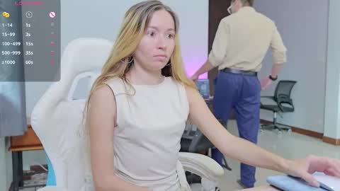 Snapshot of ellcrys chatting on September 28, 1:22 am im Elsa lets go Subscribe to my OF and Youtube -35 online show from September 28, 1:22 am