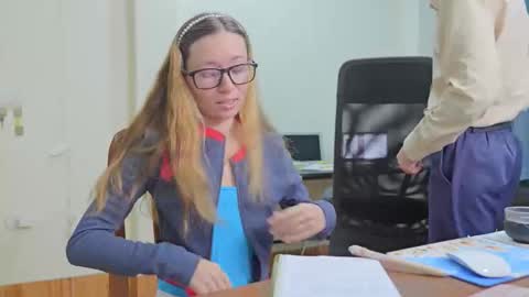 Snapshot of ellcrys chatting on October 29, 9:49 pm im Elsa lets go Subscribe to my OF and Youtube -35 online show from October 29, 9:49 pm