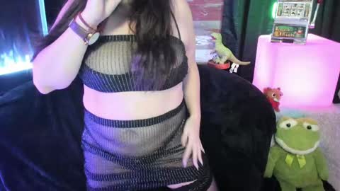 ELLE online show from October 26, 6:36 pm