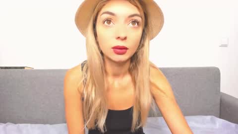 ellen_flow online show from January 30, 4:27 am