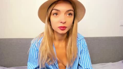 ellen_flow online show from February 23, 9:44 am