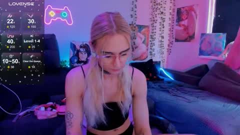 Ellie online show from September 26, 11:58 am