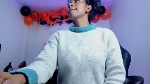 Snapshot of ellie_alves chatting on November 5, 11:54 am Ellie online show from November 5, 11:54 am