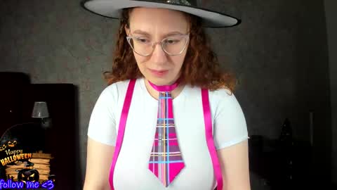 Ellie online show from October 27, 7:23 am