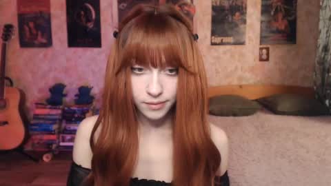 Snapshot of ellie_friendly chatting on September 30, 11:32 pm ellie_friendly online show from September 30, 11:32 pm