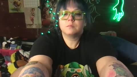 Ellie Louise online show from February 25, 1:20 am