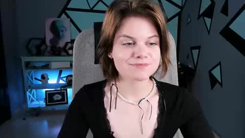 Snapshot of elliemurler chatting on November 20, 9:09 am elliemurler online show from November 20, 9:09 am