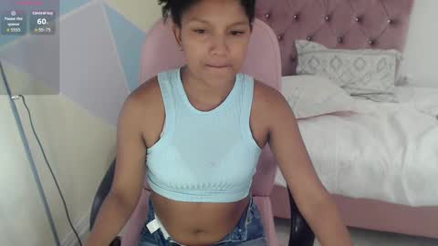 Snapshot of elly_willis chatting on September 9, 7:02 pm Elly online show from September 9, 7:02 pm