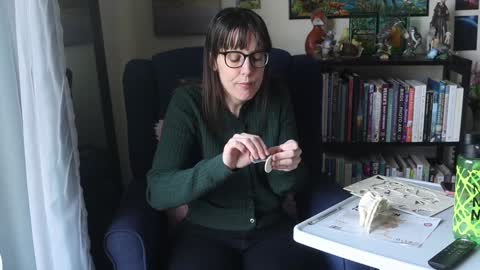 Elly Naomi online show from January 31, 7:40 pm