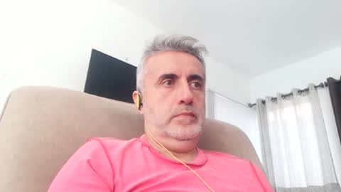 fer online show from December 6, 6:50 pm