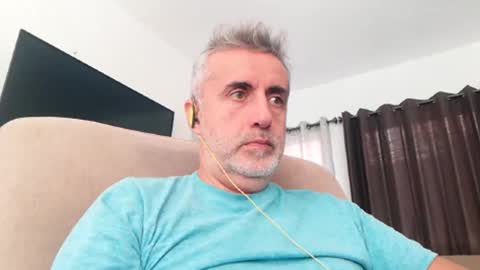 fer online show from December 8, 5:55 pm