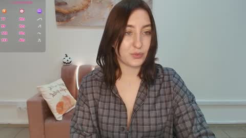 elmirapowers online show from December 7, 12:35 pm