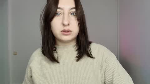 elmirapowers online show from December 13, 7:15 am