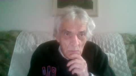 Snapshot of elmo191271 chatting on October 12, 3:55 pm elmo191271 online show from October 12, 3:55 pm