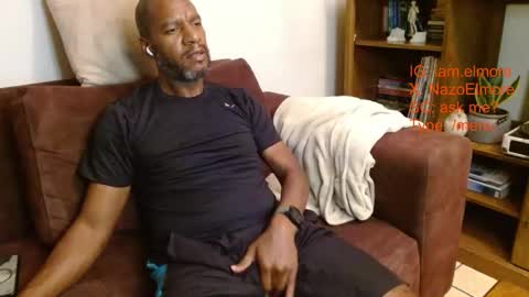 Snapshot of elmorenazogt chatting on October 3, 3:14 am My name is Elmore. Please say hello I like to chat with you. If you have requests or dirty talk please use tip online show from October 3, 3:14 am