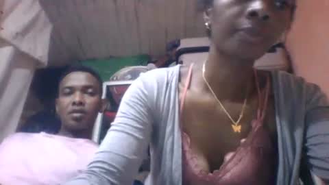 Snapshot of elodynarcisse chatting on December 5, 3:41 pm elodynarcisse online show from December 5, 3:41 pm