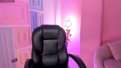 ELOISA OLIVERO online show from September 15, 11:54 am