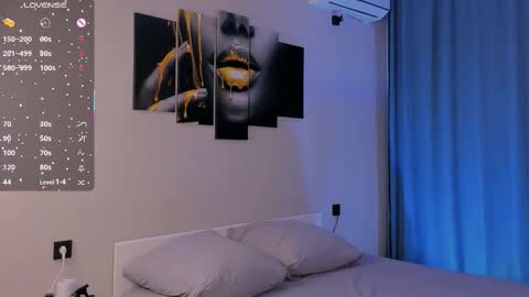 Victoria online show from November 13, 2:49 pm