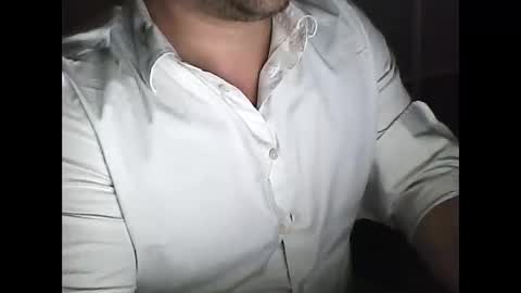 elpeladilla online show from November 8, 3:50 am