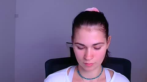 Elsa online show from December 8, 10:36 pm