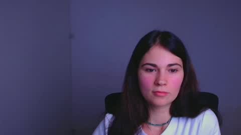 Elsa online show from December 17, 7:48 pm