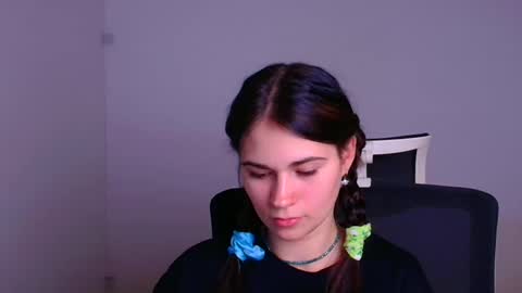 Elsa online show from December 19, 11:03 pm