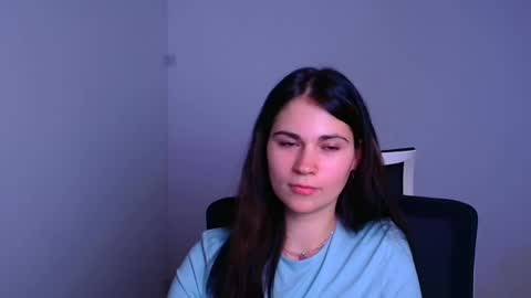 Elsa online show from January 2, 10:55 pm