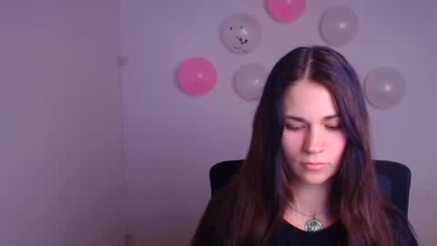 Elsa online show from February 18, 8:03 pm