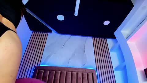 Elsa online show from February 16, 12:10 pm