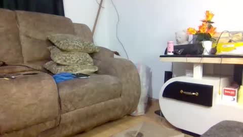 elsie02 online show from December 1, 11:04 am