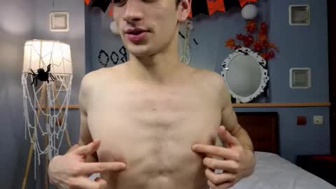 Elvano online show from October 31, 7:09 am