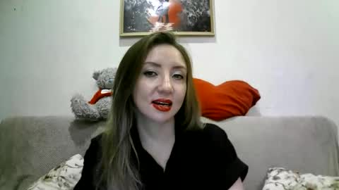 Snapshot of elvinasweet chatting on October 2, 2:07 am ElvinaSweet online show from October 2, 2:07 am