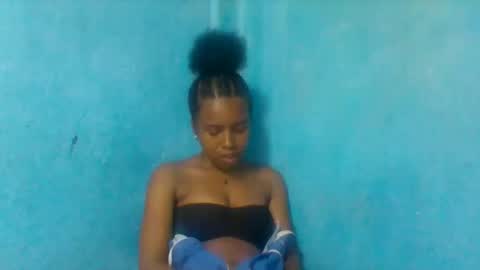 Snapshot of elys208 chatting on October 6, 3:31 pm elys208 online show from October 6, 3:31 pm