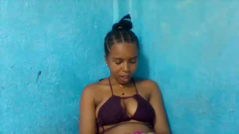 Snapshot of elys208 chatting on October 21, 5:13 pm elys208 online show from October 21, 5:13 pm