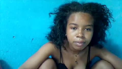 Snapshot of elys208 chatting on October 24, 1:35 am elys208 online show from October 24, 1:35 am