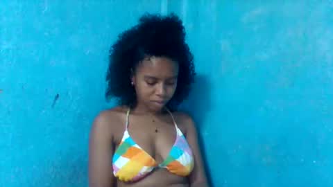 Snapshot of elys208 chatting on November 1, 1:24 pm elys208 online show from November 1, 1:24 pm