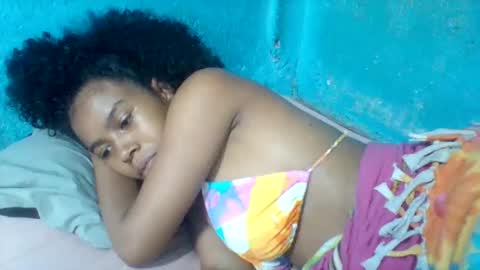 Snapshot of elys208 chatting on November 2, 1:30 am elys208 online show from November 2, 1:30 am