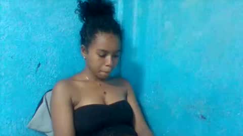 Snapshot of elys208 chatting on November 6, 3:02 pm elys208 online show from November 6, 3:02 pm