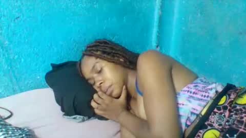 Snapshot of elys208 chatting on November 8, 9:53 am elys208 online show from November 8, 9:53 am