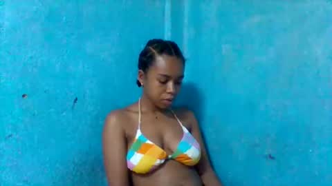 Snapshot of elys208 chatting on November 17, 9:09 pm elys208 online show from November 17, 9:09 pm