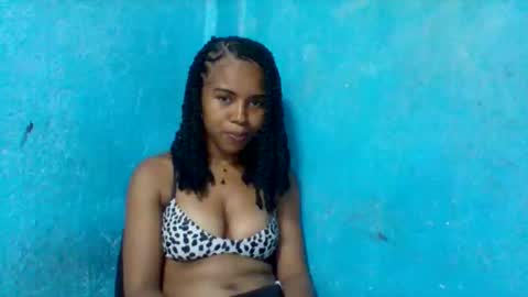 Snapshot of elys208 chatting on November 21, 4:05 pm elys208 online show from November 21, 4:05 pm