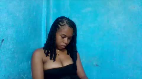 Snapshot of elys208 chatting on November 23, 10:09 pm elys208 online show from November 23, 10:09 pm