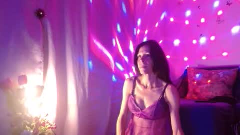 Elisa online show from September 28, 5:18 pm