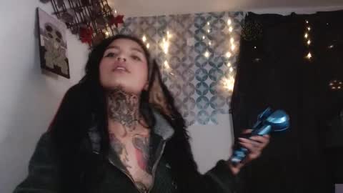 ema_ploxx online show from September 15, 6:24 am