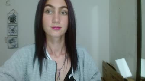 ember57607 online show from February 3, 8:46 pm