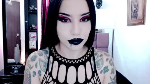 Emerald Black online show from March 3, 3:20 pm