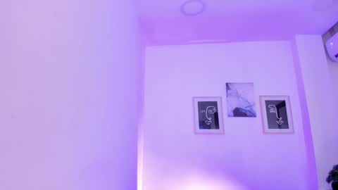 emelie_89 online show from February 1, 2:45 pm