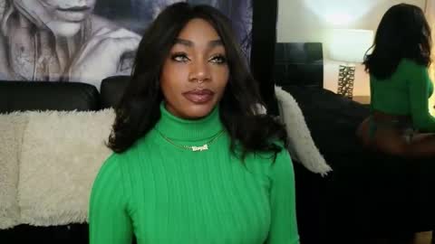 Snapshot of emely_brandon_ chatting on September 12, 9:20 am anyelii online show from September 12, 9:20 am