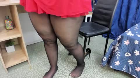 Emely   online show from December 9, 9:58 pm